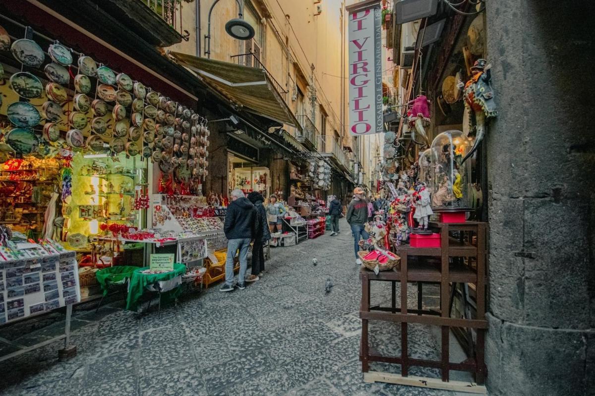 Dimora Luciella History And Culture * Naples
